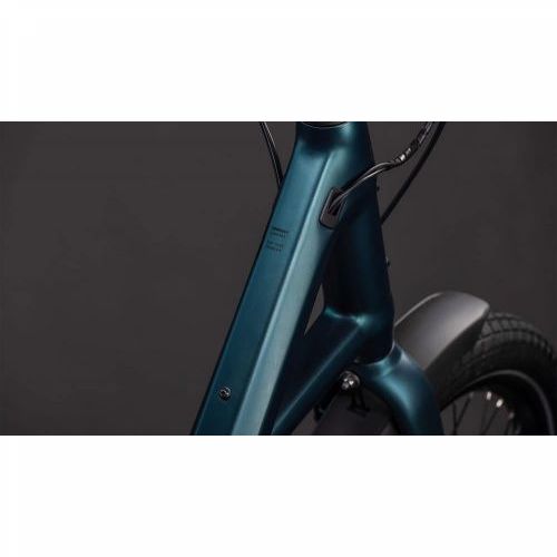 CUBE COMPACT HYBRID 545 ROYALGREEN´N´BLACK 2026 Cijena Akcija