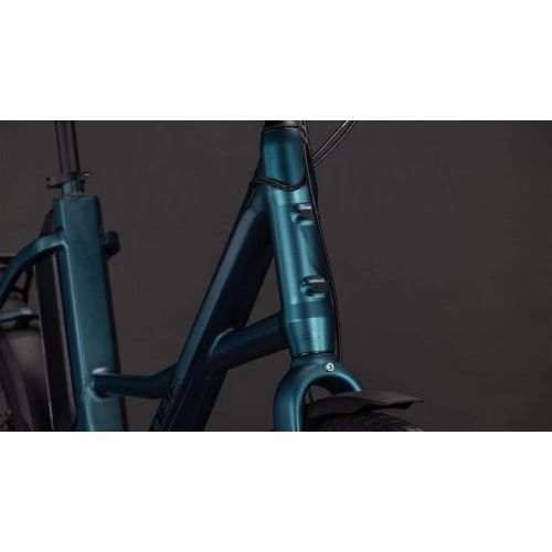 CUBE COMPACT HYBRID 545 ROYALGREEN´N´BLACK 2026 Cijena Akcija
