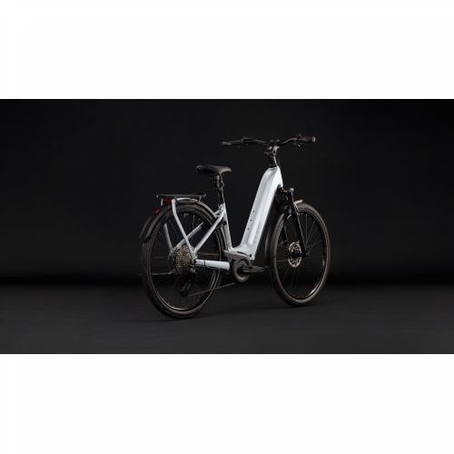 CUBE KATHMANDU HYBRID ONE 800 SILVERSTAR´N´REFLEX 2027 EASY ENTRY, 58 cm Cijena Akcija