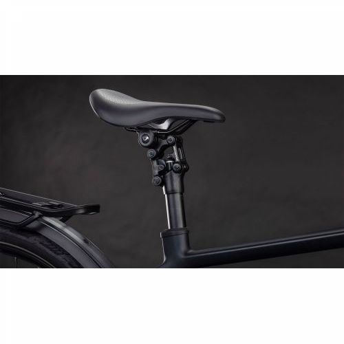 CUBE KATHMANDU HYBRID PRO 800 COAL´N´BLACK 2026, 50 cm Cijena Akcija