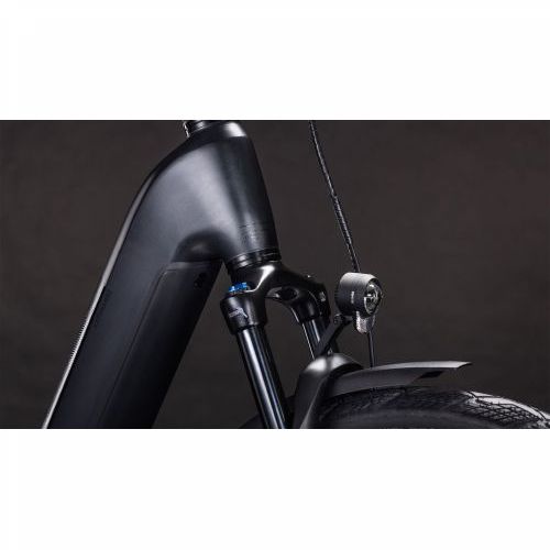 CUBE KATHMANDU HYBRID PRO 800 COAL´N´BLACK 2026 EASY ENTRY, 54 cm Cijena Akcija