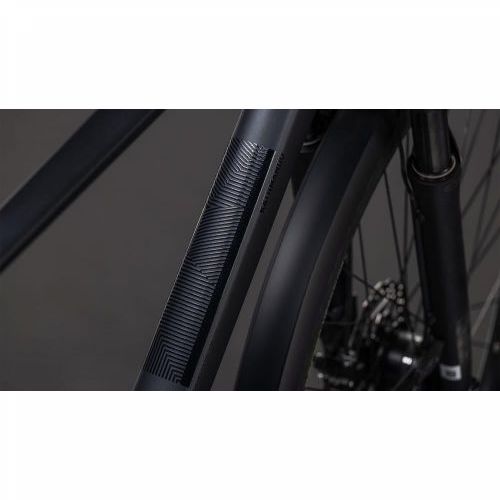 CUBE KATHMANDU PRO COAL´N´BLACK 2026, 46 cm Cijena Akcija