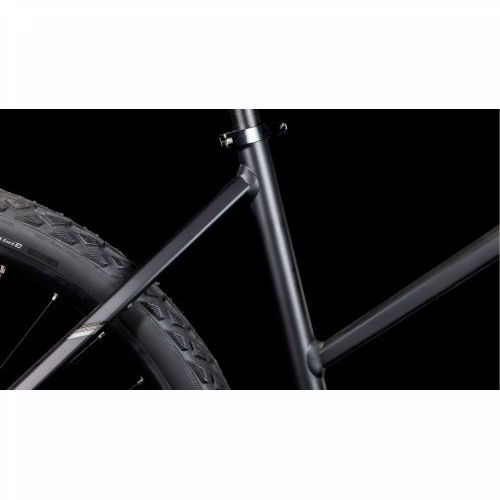 CUBE NATURE ONE BLACK´N´BLACK 2026 TRAPEZE, 46 cm Cijena Akcija