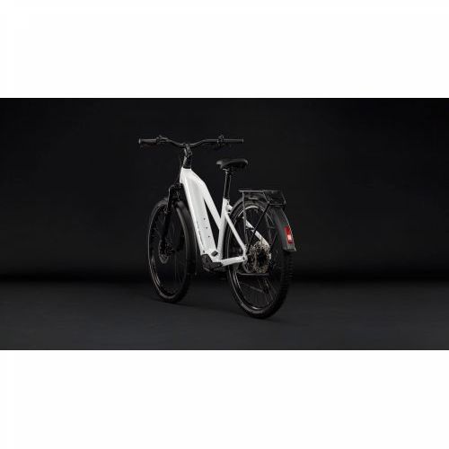 CUBE NURIDE HYBRID PERFORMANCE 720 METALLICWHITE´N´GREY 2027 TRAPEZE, 50 cm Cijena Akcija