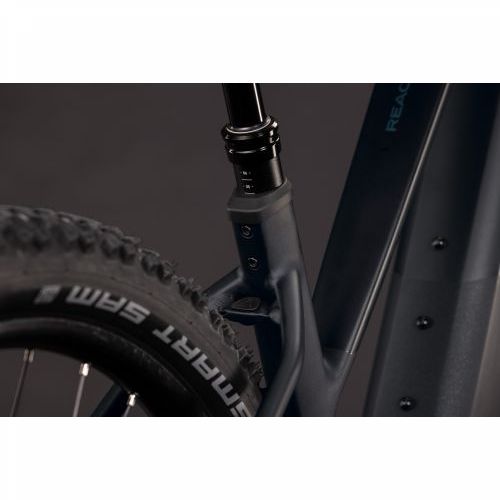CUBE REACTION HYBRID PRO 800 SILVERDUST´N´PRISM 2027 TRAPEZE, S Cijena Akcija