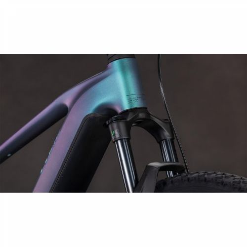 CUBE REACTION HYBRID RACE 800 POLARLIGHT´N´PRISM 2026, XL Cijena Akcija
