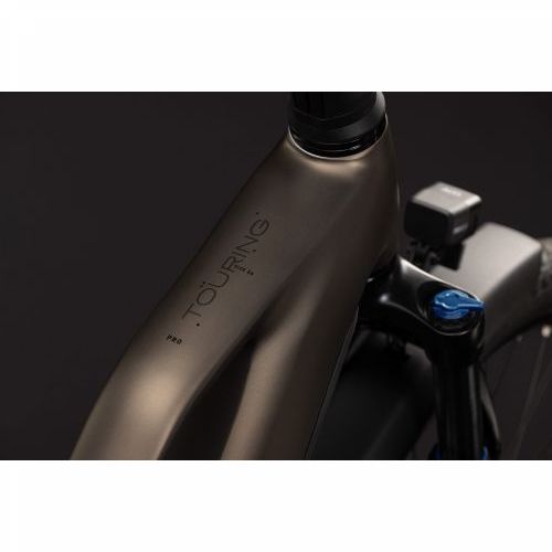 CUBE TOURING HYBRID PRO 800 METALLICUMBRA´N´BLACK 2027 TRAPEZE, 46 cm Cijena Akcija