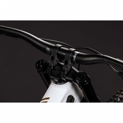 CUBE TWO15 RACE POWDERGOLD´N´BLACK 2027, L Cijena Akcija